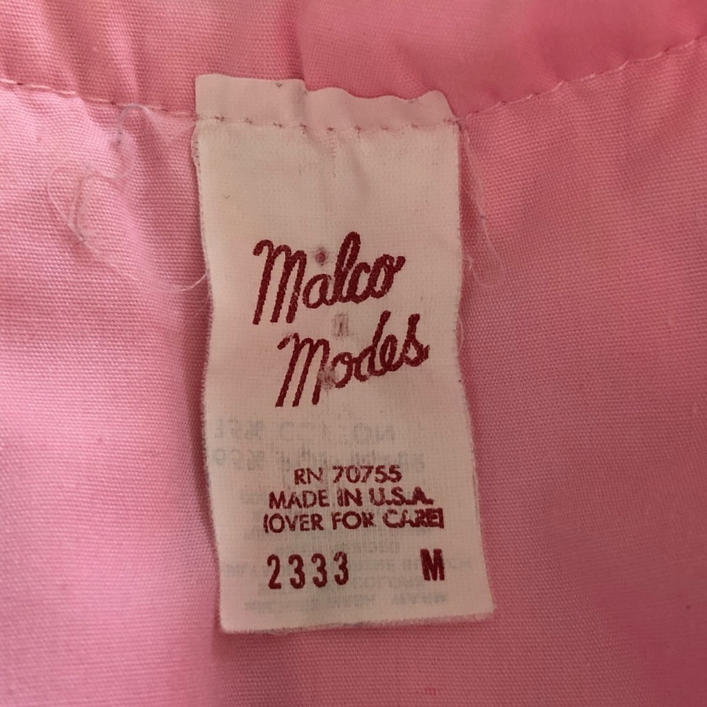 Malco Modes pink ruffle button down, medium - image 4
